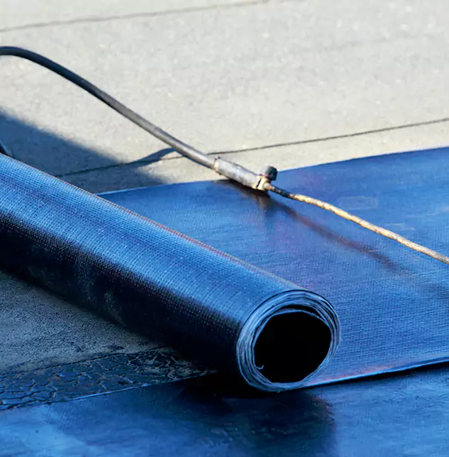 Expert Rubberized Roof Patch Solutions: Restoring Oak Park's Flat Roofs to Peak Performance