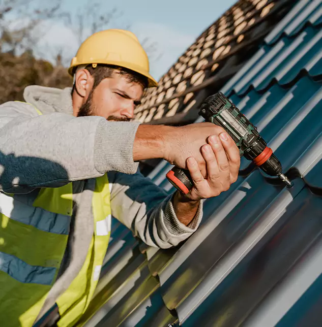 Oak Park Homeowners Count on Oak Park Roofing Pros for Steel Roofing Excellence