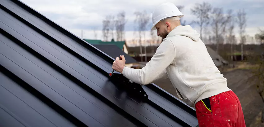 Professional Corrugated Roofing Repair Services in Oak Park, IL