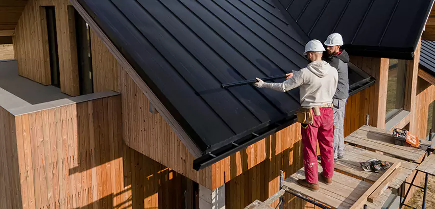 Professional Soffit Repair Services in Oak Park, IL