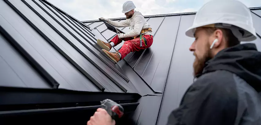 Professional Steel Roof Installation Services in Oak Park, IL