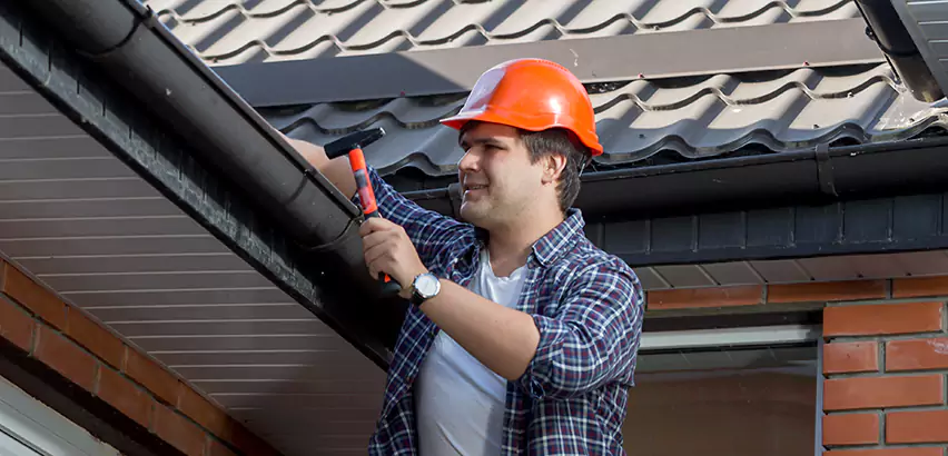 Gutter Fascia Repair in Oak Park