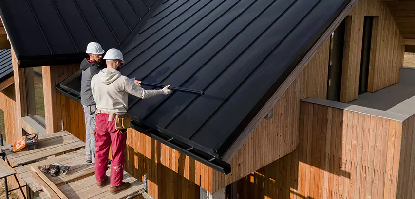 Metal Barn Roof Repair in Oak Park