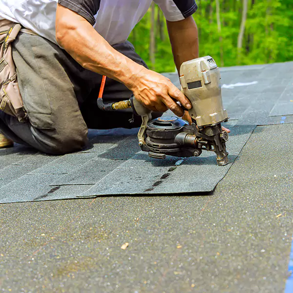 Why Oak Park, IL Homeowners Rely on Oak Park Roofing Pros for Shingle Roof Repair?